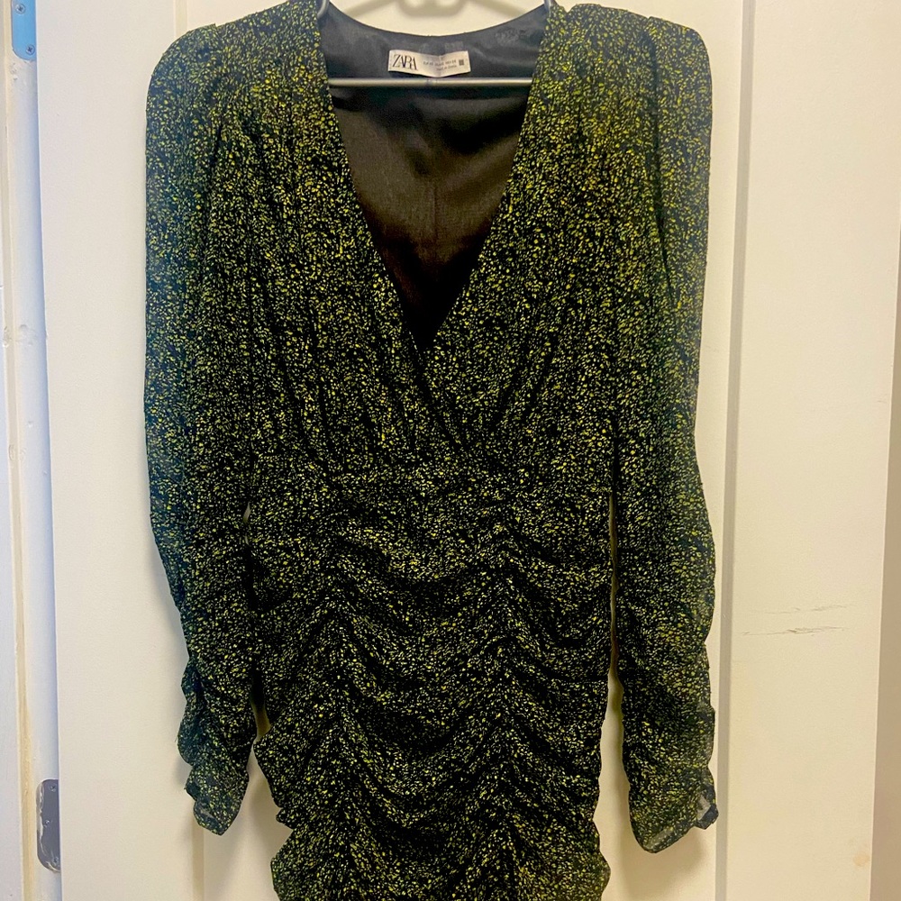 Zara short dress with shoulder pads. Open cleavage V neck